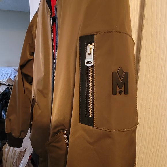Jacket - Picture 3 of 3